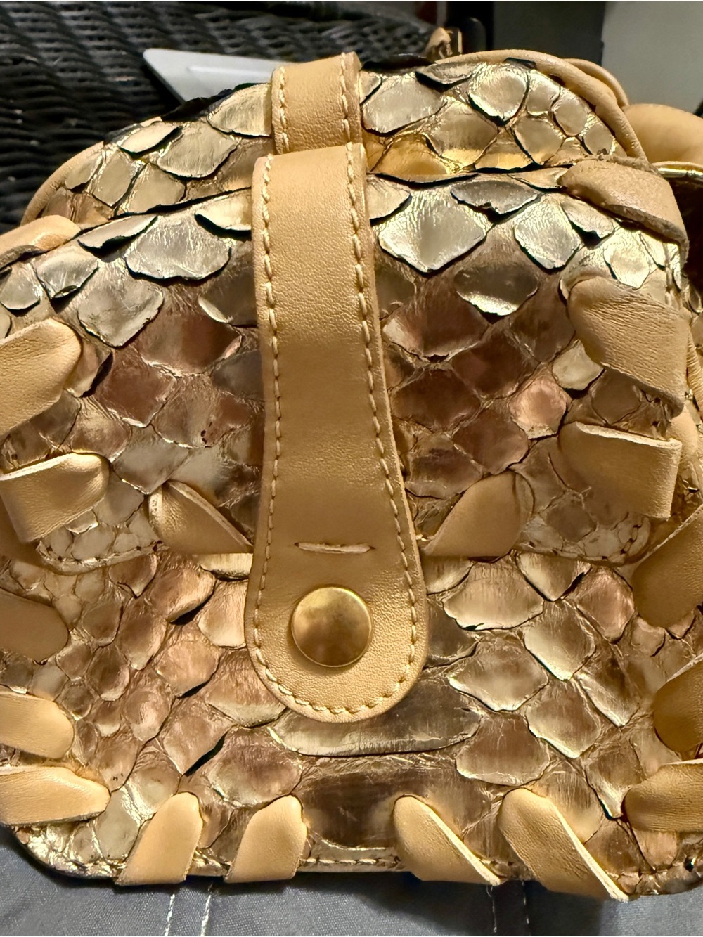 Chloe’ Gold Python Silverado Handbag Exquisite Vintage As New with Dust Bag - Picture 6 of 16